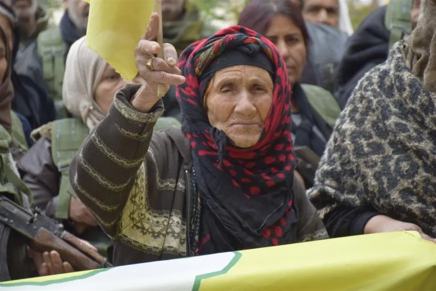 ˋEm ê bi hêzên xwe re destkeftiyan biparêzinˊ
