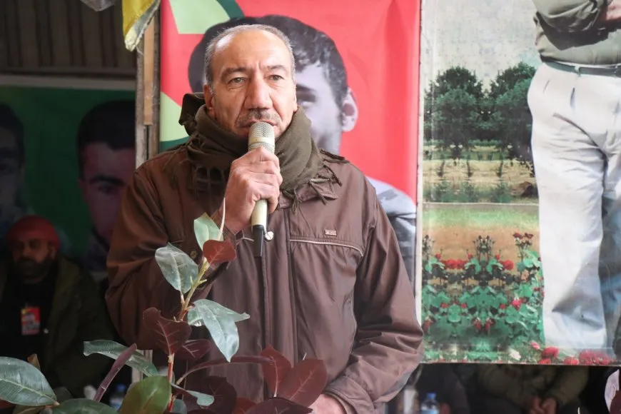 Xelkê Şêxmeqsûd û Eşrefiyê sersaxî da malbata şehîd Berxwedan Serdem