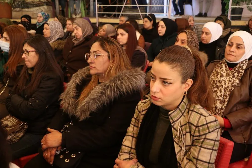 Têkildarî misogerkirina mafên jinan di destûrê de panel