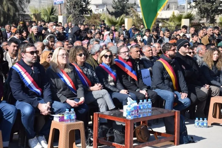  Şêniyên Kobanê salvegera rizgarkirina Kobanê bi şahiyekê pîroz kir