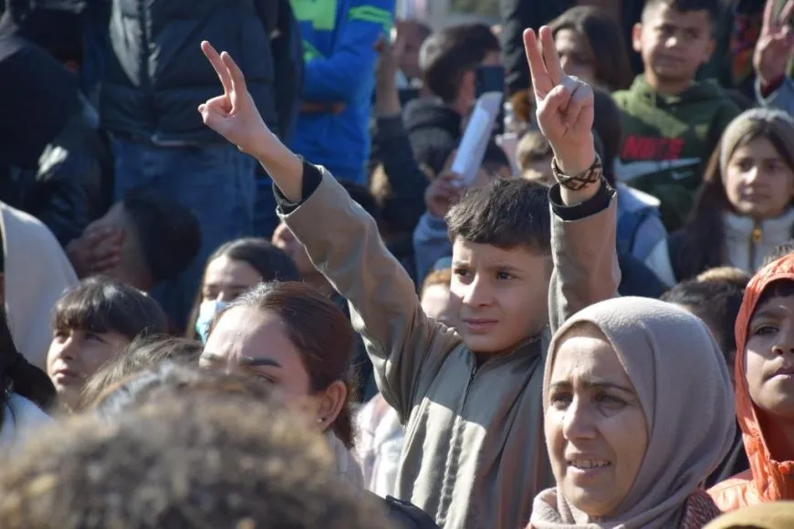  Şêniyên Kobanê salvegera rizgarkirina Kobanê bi şahiyekê pîroz kir