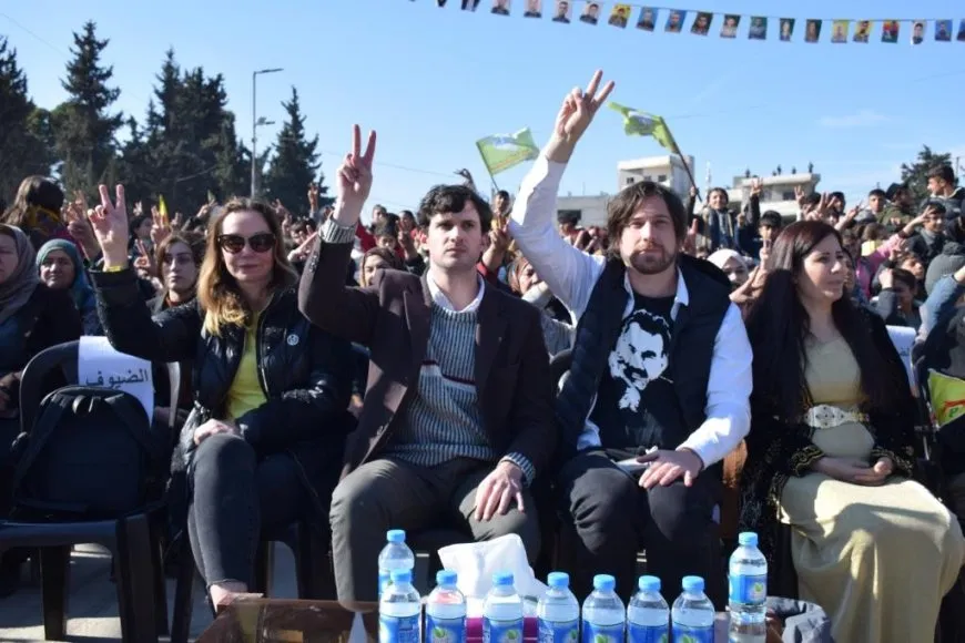  Şêniyên Kobanê salvegera rizgarkirina Kobanê bi şahiyekê pîroz kir