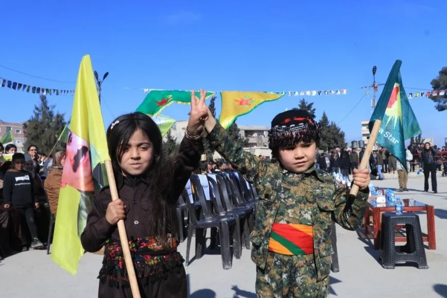 Şêniyên Kobanê salvegera rizgarkirina Kobanê bi şahiyekê pîroz kir