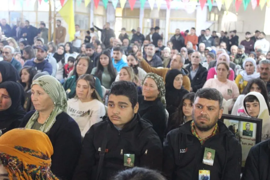 Şehîdên bendava Tişrînê û Pira Qereqozaqê li Beyrûtê hatin bibîranîn