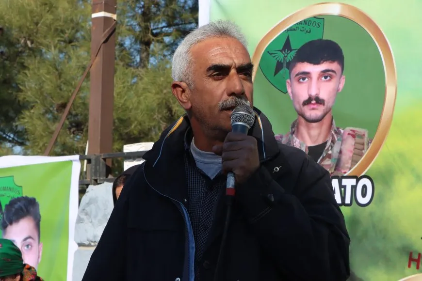 Ji bo 7 şehîdan konê sersaxiyê hat vedan