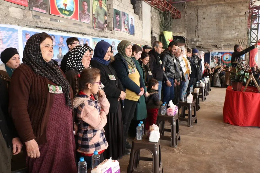 Xelkê Helebê 2 şehîd bi bîr anîn