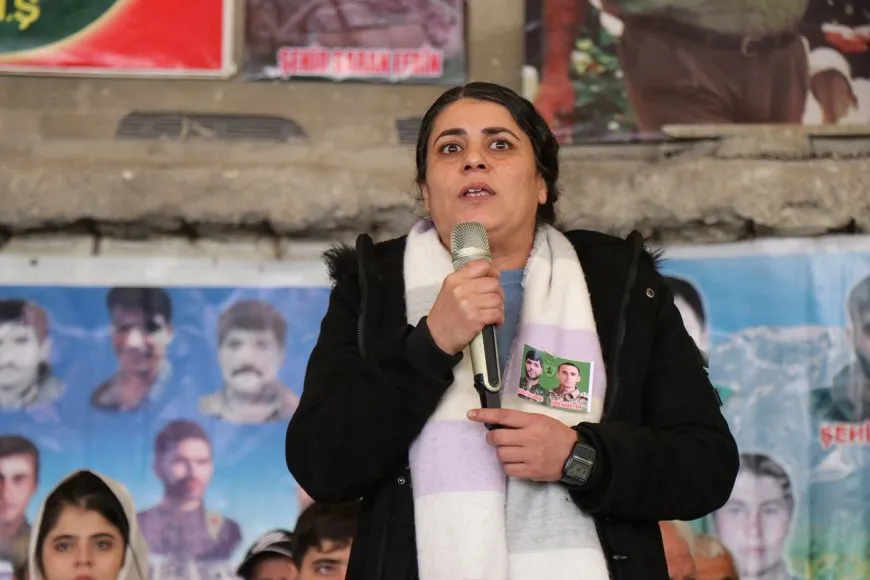 Xelkê Helebê 2 şehîd bi bîr anîn