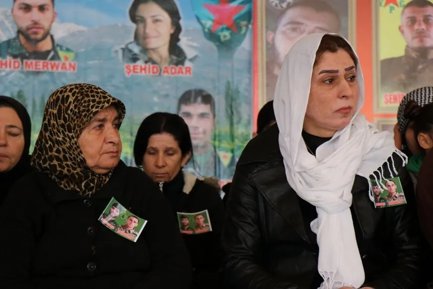 Xelkê Helebê 2 şehîd bi bîr anîn