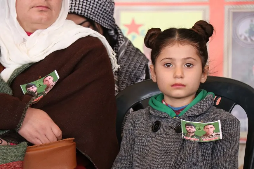 Xelkê Helebê 2 şehîd bi bîr anîn