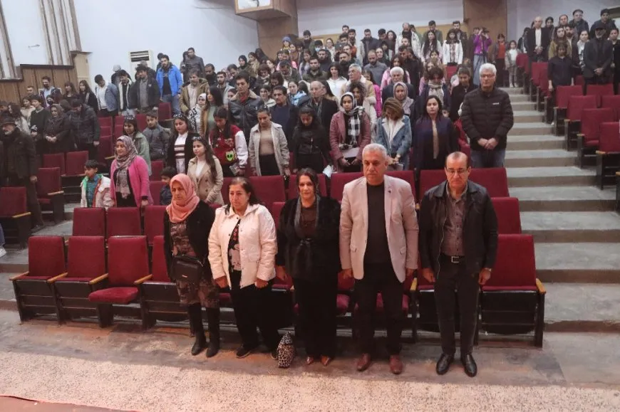 Li Qamişloyê bi navê "Nesrîn" şano