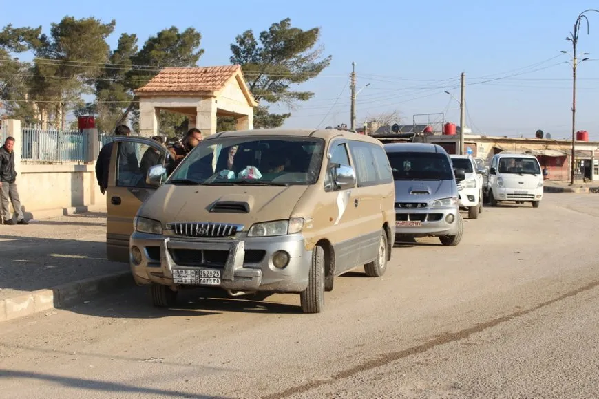 Bi sedan şêniyên Cizîrê ber bi bendava Tişrînê ve ketin rê