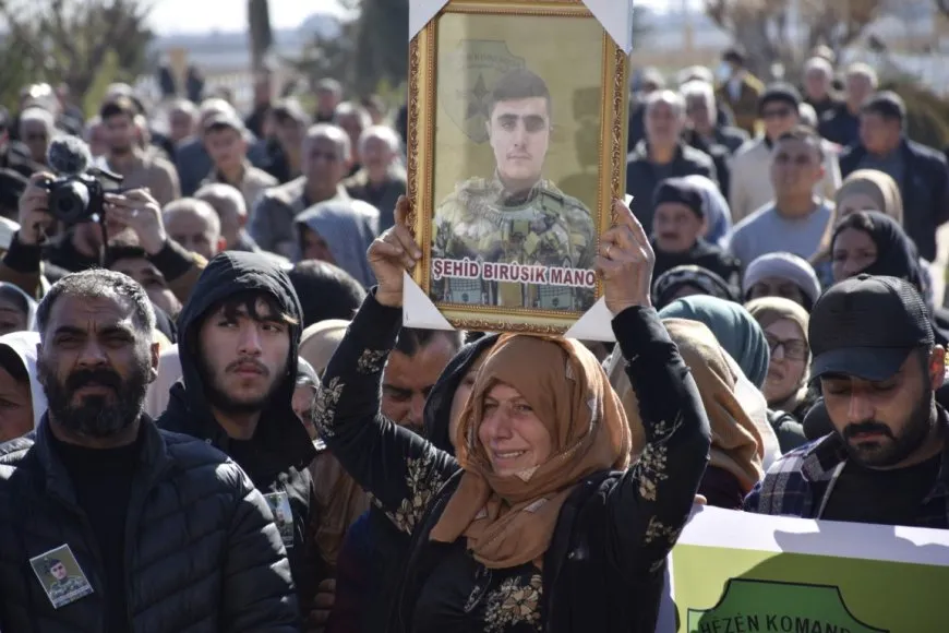 Li Hesekê merasîma oxirkirina 2 şehîdan