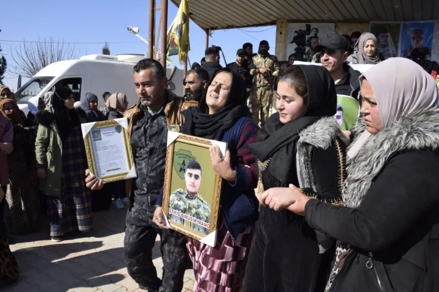 Li Hesekê merasîma oxirkirina 2 şehîdan