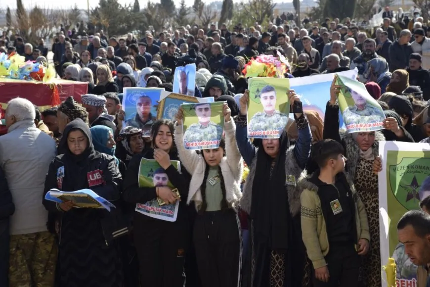 Li Hesekê merasîma oxirkirina 2 şehîdan