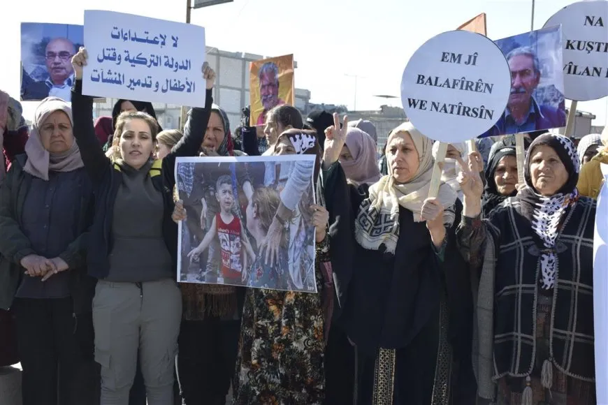 Şêniyên Hesekê li dijî êrişan meşiyan