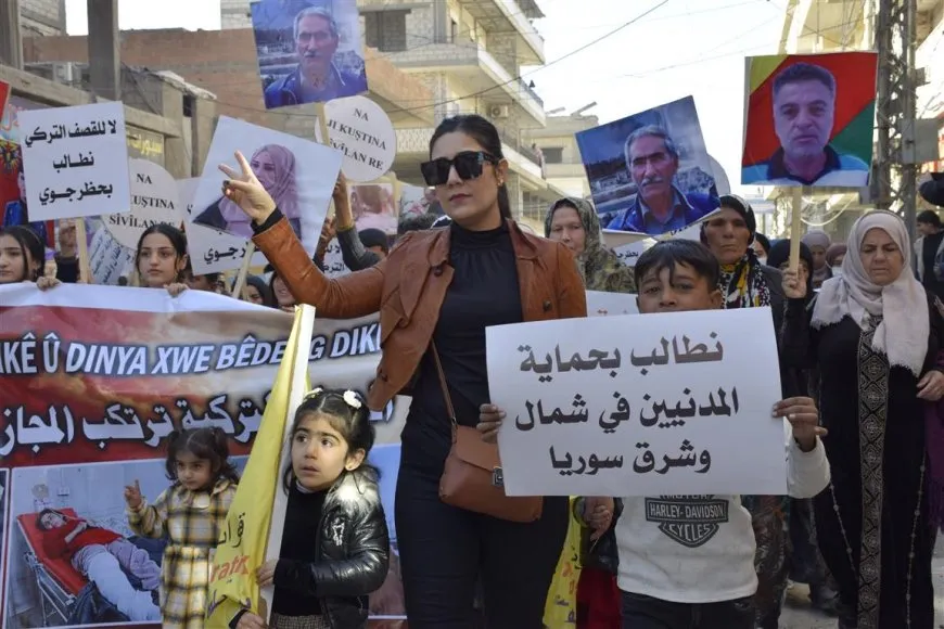 Şêniyên Hesekê li dijî êrişan meşiyan