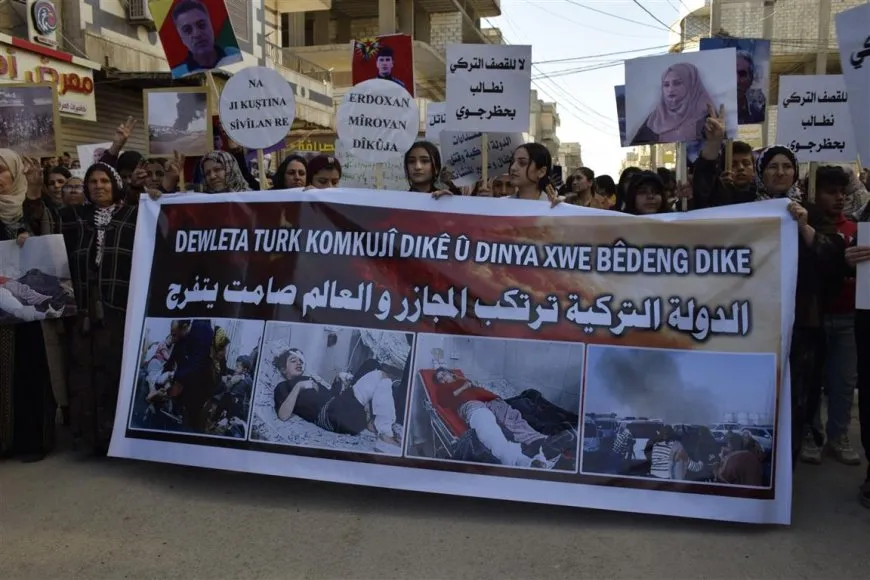Şêniyên Hesekê li dijî êrişan meşiyan
