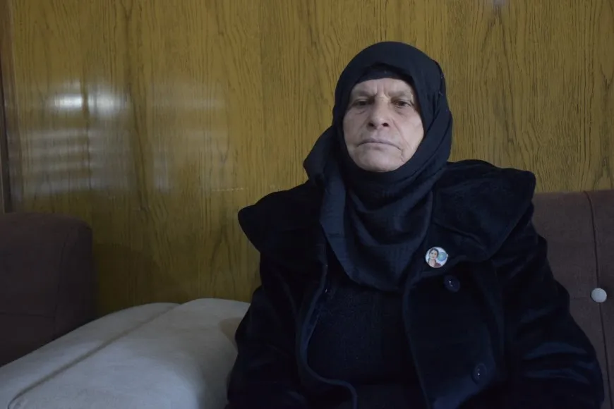 Dayika şehîd Hevrîn Xelef xwest hesab ji qatilê keça wê bê pirsîn