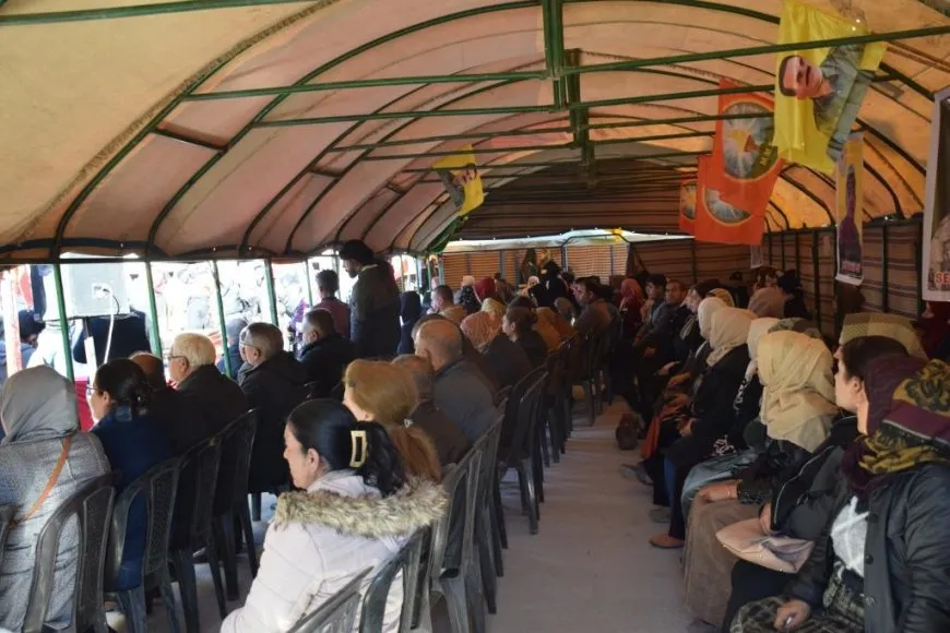 Li Kobanê ji bo 12 şehîdan merasîm
