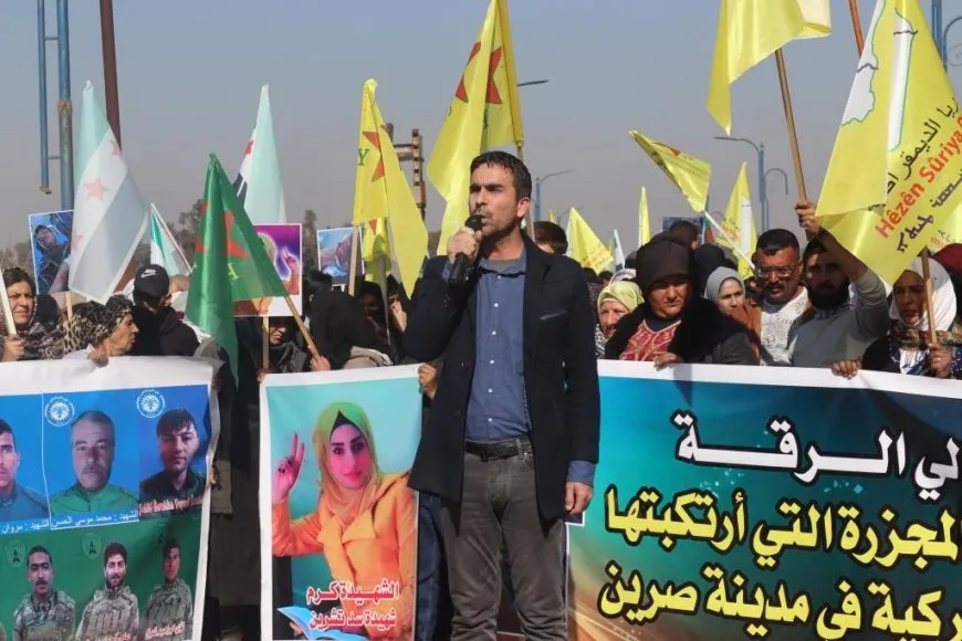 Xelkê Reqa û Tebqayê bang li hêzên navneteweyî kir: Hesab ji dewleta Tirk bixwazin