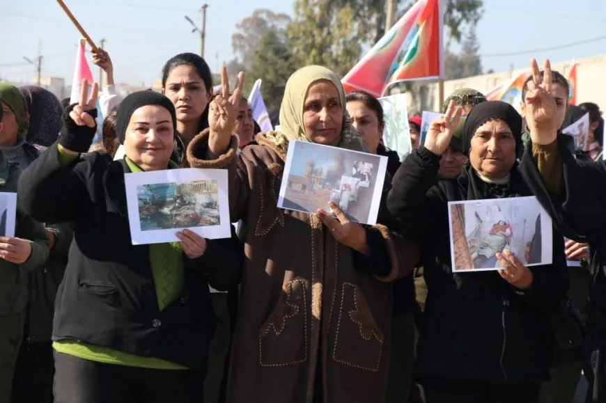 Xelkê Reqa û Tebqayê bang li hêzên navneteweyî kir: Hesab ji dewleta Tirk bixwazin