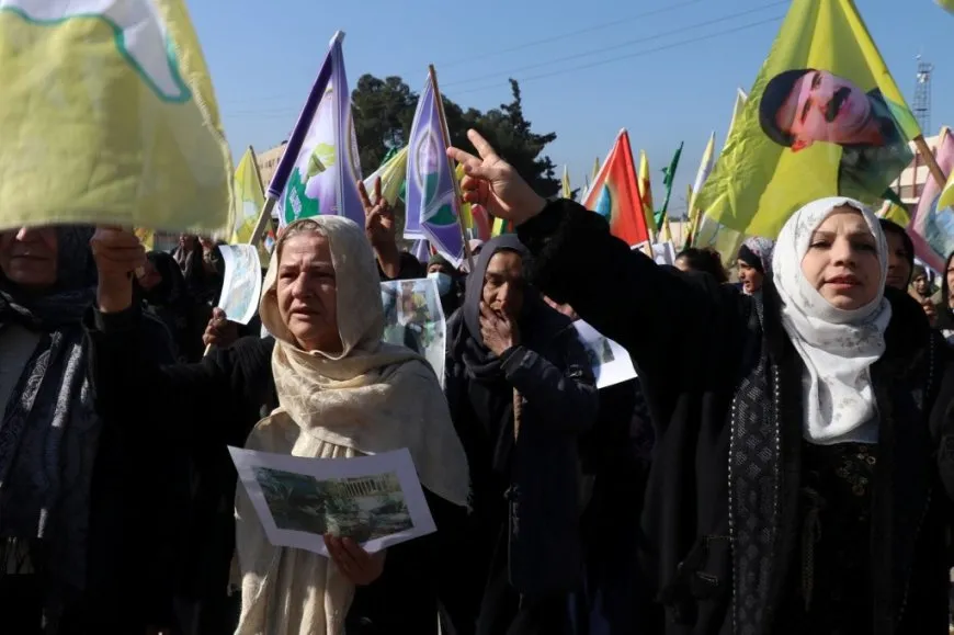 Xelkê Reqa û Tebqayê bang li hêzên navneteweyî kir: Hesab ji dewleta Tirk bixwazin