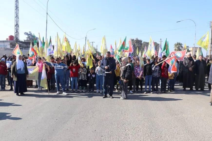 Xelkê Reqa û Tebqayê bang li hêzên navneteweyî kir: Hesab ji dewleta Tirk bixwazin
