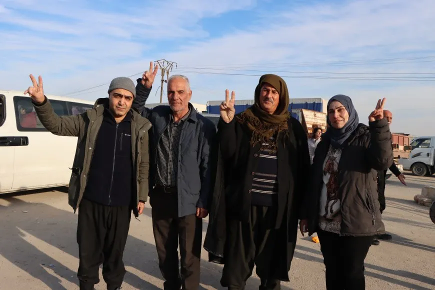 Komeke din ji bajarên Cizîrê berê xwe da Bendava Tişrînê