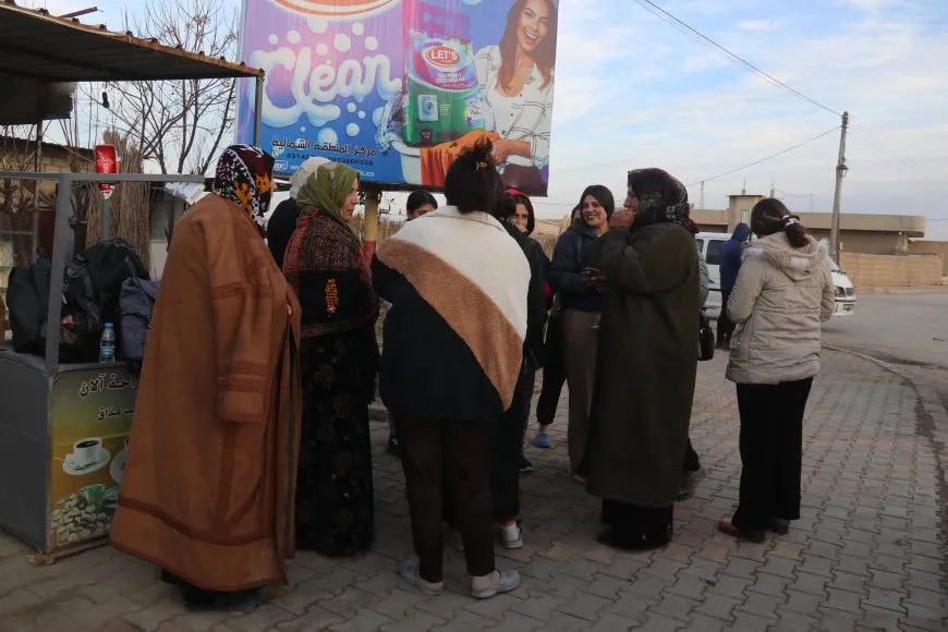 Komeke din ji bajarên Cizîrê berê xwe da Bendava Tişrînê