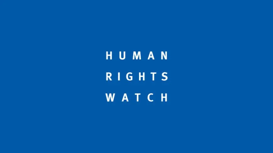 HRW: Êrîşên Tirkiye-SMO'yê yên li Bakurê Sûriyeyê sûcê şer in