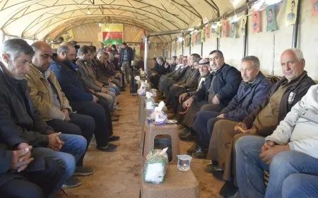 Şêniyên Dirbêsiyê û Zirganê sersaxî da malbatên şehîd Kendal û Dildar