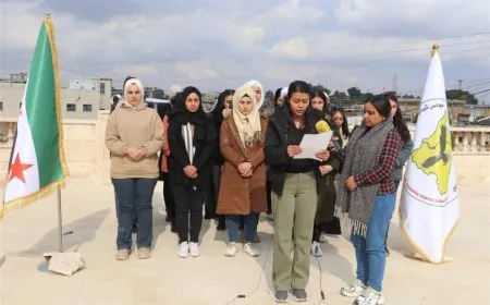 Jinên ciwan binpêkirinên dijî jinan ên li herêmên Desthilata Şamê şermezar kirin