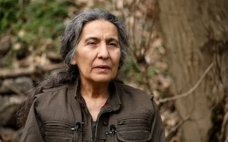 Ayten Dersim: Armanca me ya dawî azadiya Rêbertî û statuya Kurdistanê ye