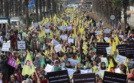 Bi hezaran jinan dawaza azadiya fîzîkî ya Rêber Abdullah Ocalan kirin