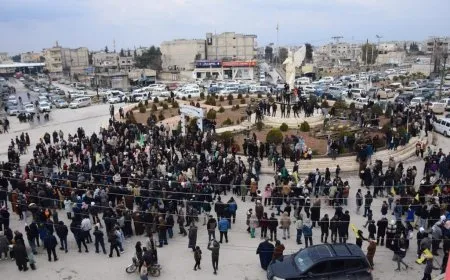 Gelê Kobanê berxwedêrên ji Tişrînê vegeriyan, pêşwazî kirin