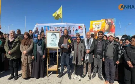 Çalakvanên li bendava Tişrînê Komploya Navneteweyî şermezar kir