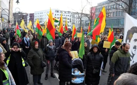 Li Berlîn, Erfurt û Kopenhagê komploya 15’ê Sibatê hat protestokirin
