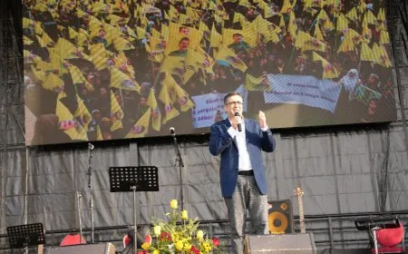 Peyama Balûken a li Strasbourgê: Li maseya ku Abdullah Ocalan lê be, Kurd winda nakin