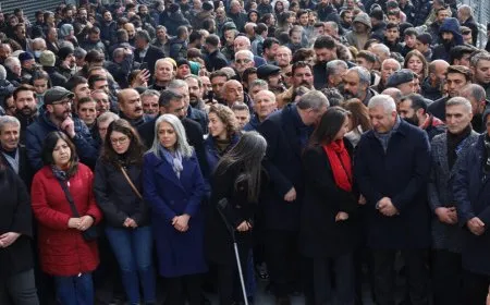 Li Wanê meşa bi hezaran kesî ya li dijî desteserkirina vînê