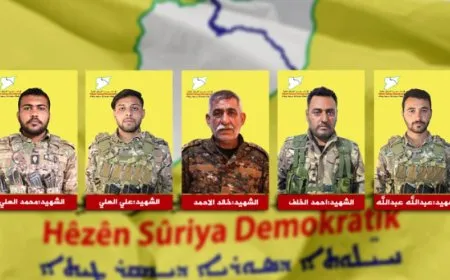 QSD’ê nasnameyên 5 şervanan aşkera kirin û soza domandina berxwedanê da