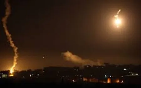 Îsraîlê bombeyên ronahiyê avêtin gundewarên Quneytîrayê