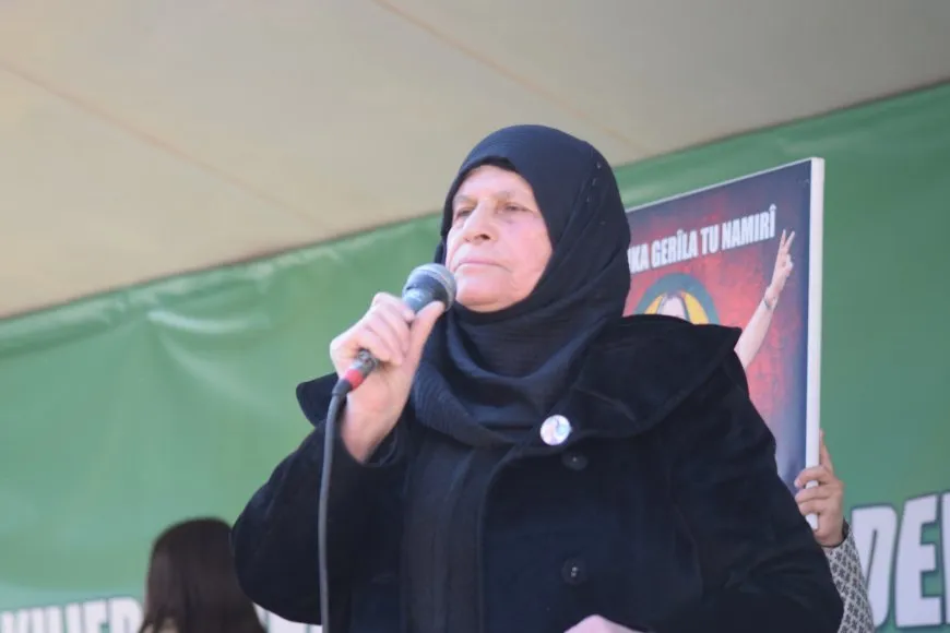 Li Qamişlo û Reqayê çalakî: Cihê qatilên jinan di Sûriyeya demokratîk de nîn e