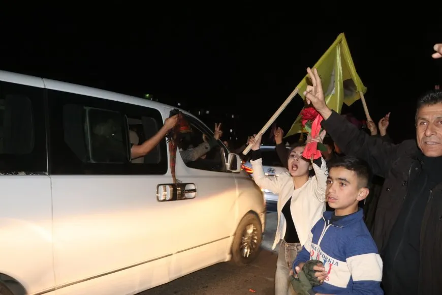 Şêniyên Hesekê berxwedêrên ji Tişrînê vegeriyan pêşwazî kirin