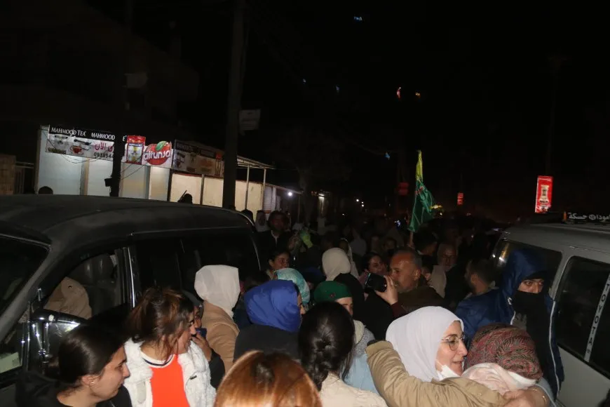 Şêniyên Hesekê berxwedêrên ji Tişrînê vegeriyan pêşwazî kirin