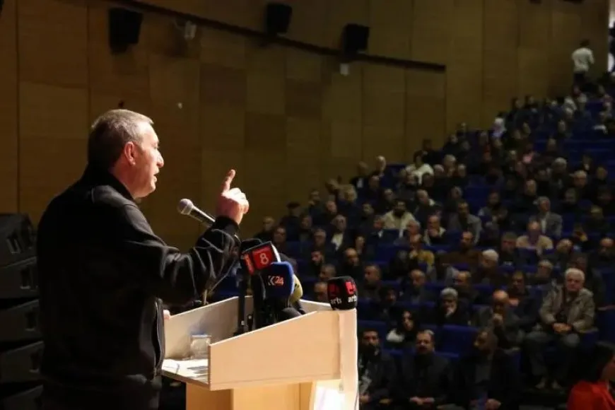 Bakirhan: Rêya banga dîrokî Amedê û Enqereyê re derbas dibe