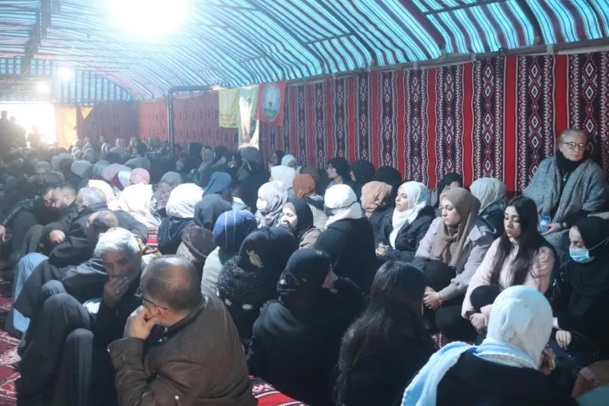 Xelkê Reqayê sersaxî da malbata şehîd Sîpan Reqa