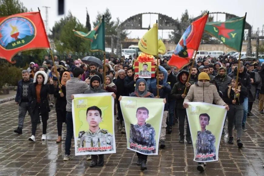 Li kobanê Şervanê QSD`ê Kurdo Kobanê hate oxir kirin