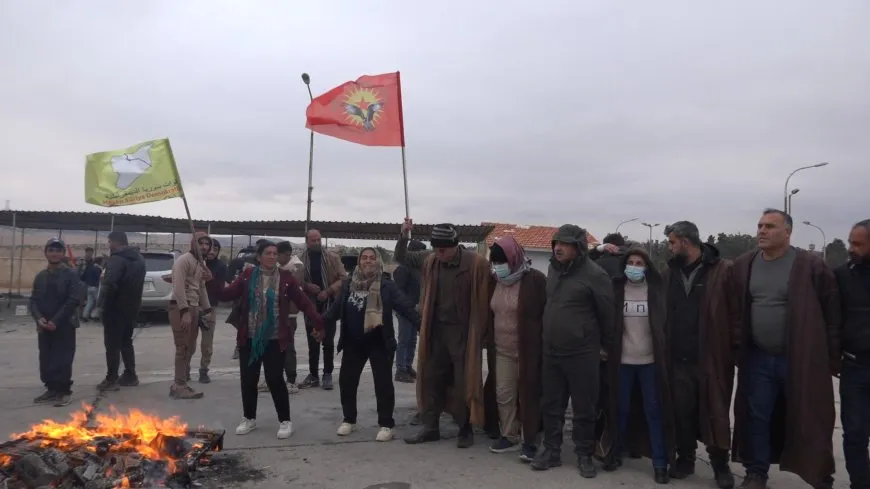 Gelê Kobanê gihaşt Bendava Tişrînê