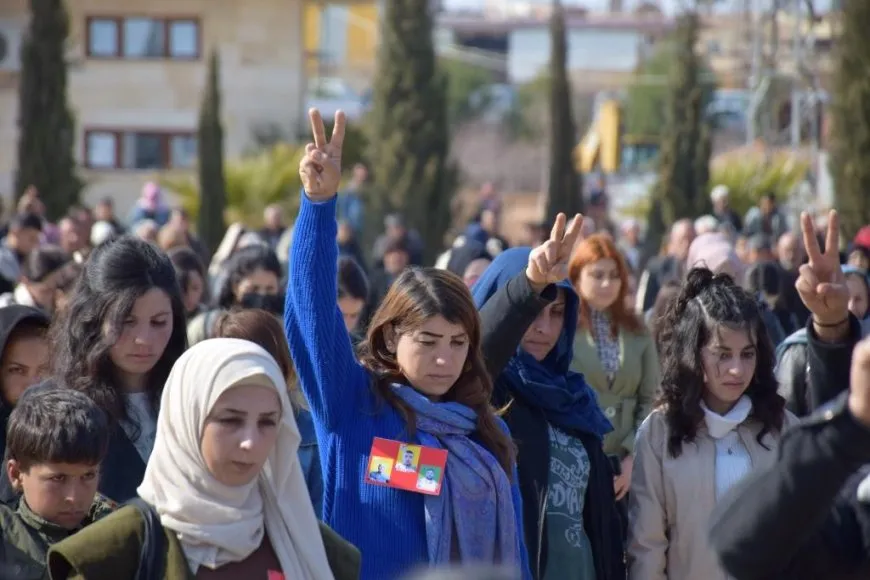 Li Kobanê merasîma 3 cangoriyan