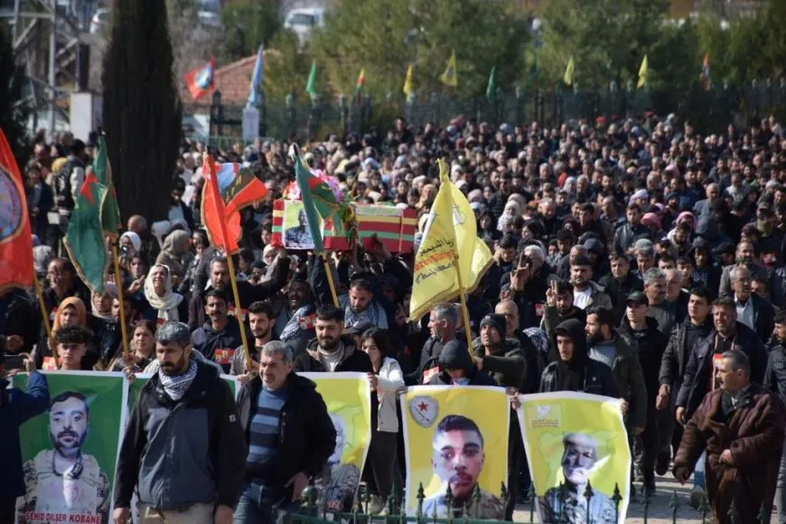 Li Kobanê merasîma 3 cangoriyan